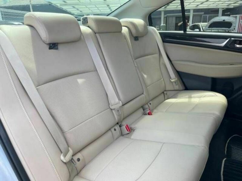 LEGACY B4