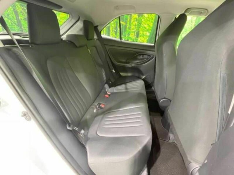 YARIS CROSS