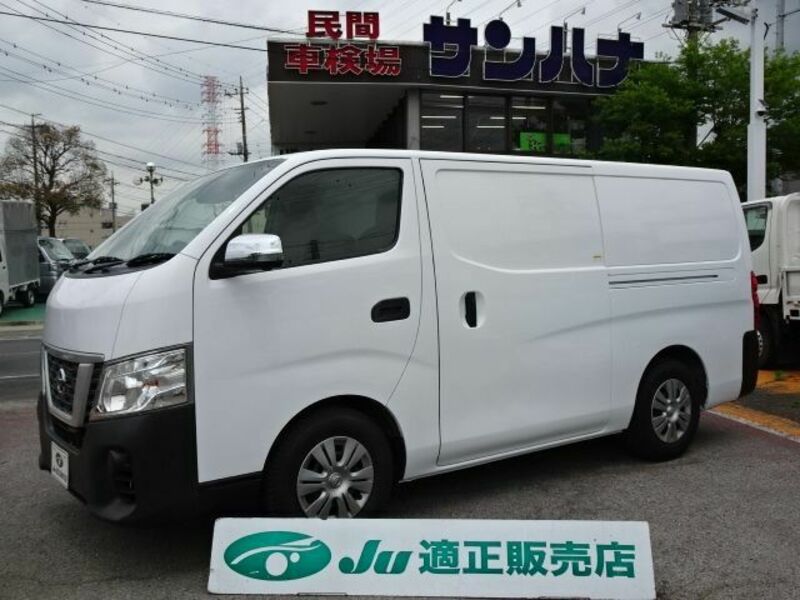 NISSAN　NV350 CARAVAN
