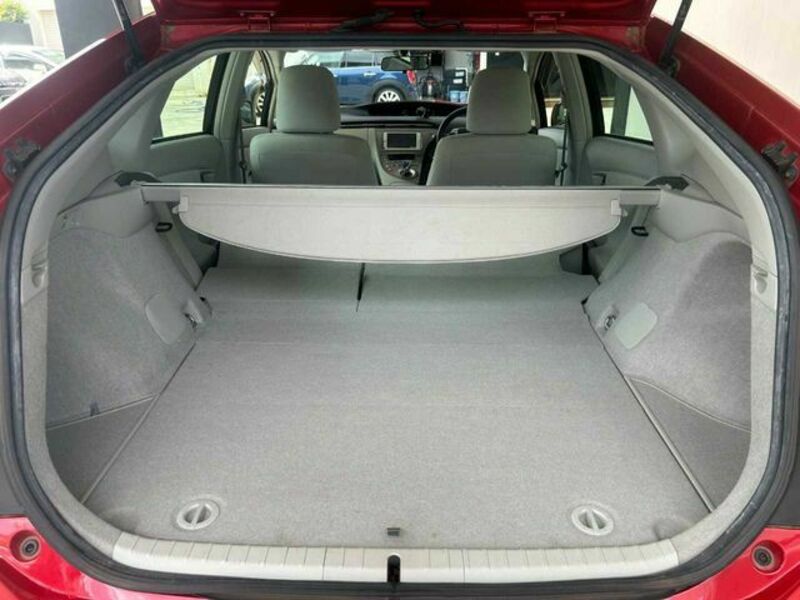 PRIUS-15