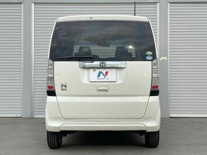 N BOX
