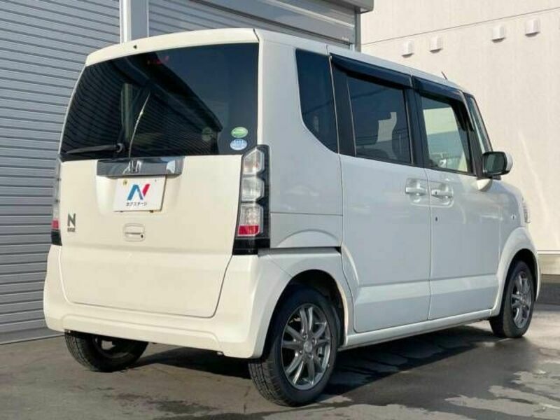N BOX