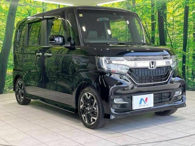 N BOX CUSTOM
