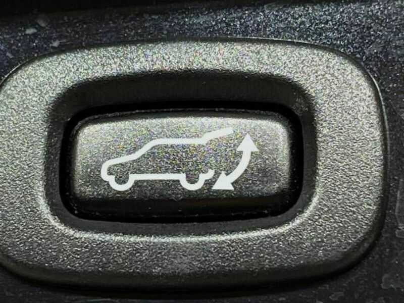 OUTLANDER PHEV-6