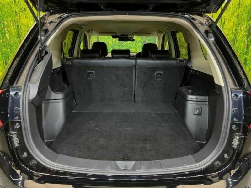 OUTLANDER PHEV-9