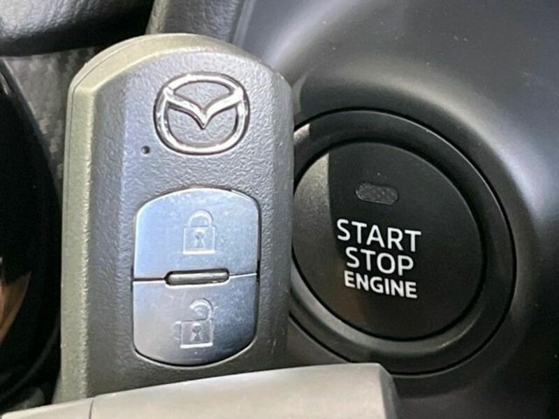 MAZDA2-5