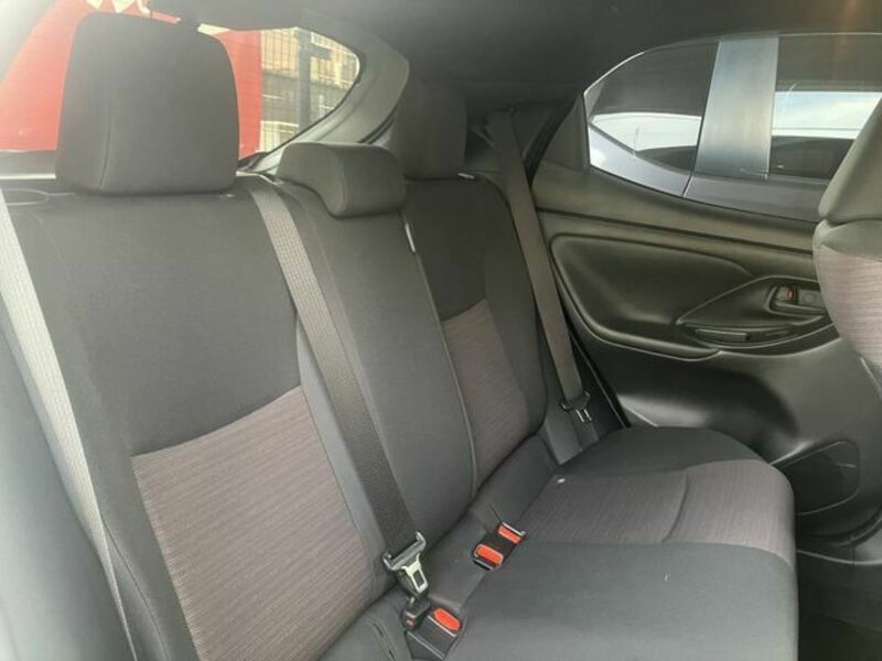 YARIS-5