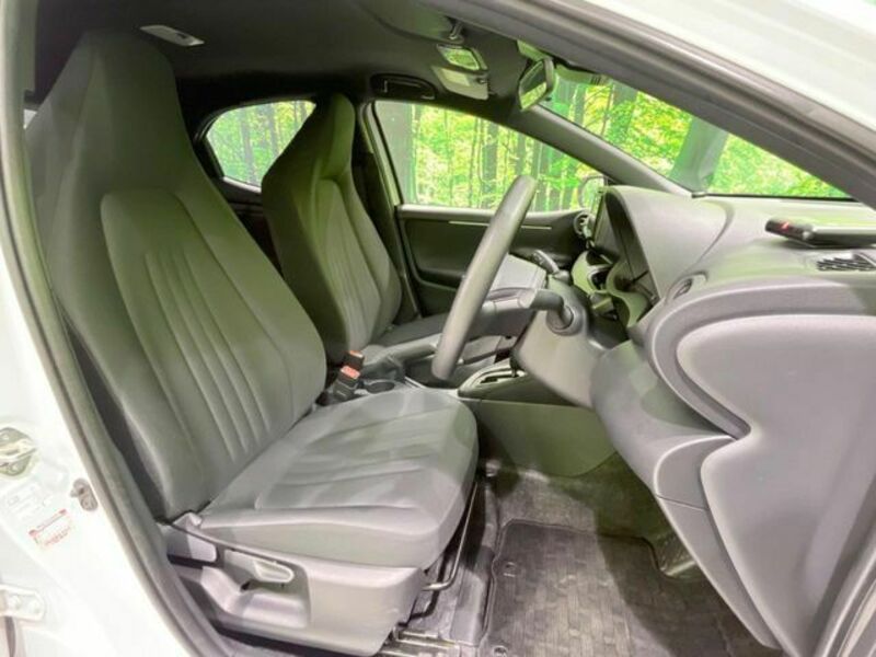 YARIS-9