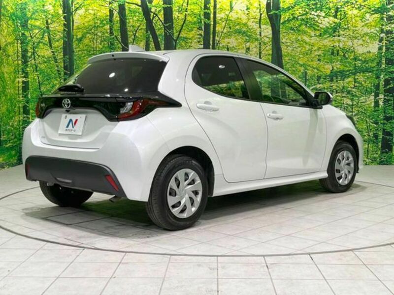 YARIS-17