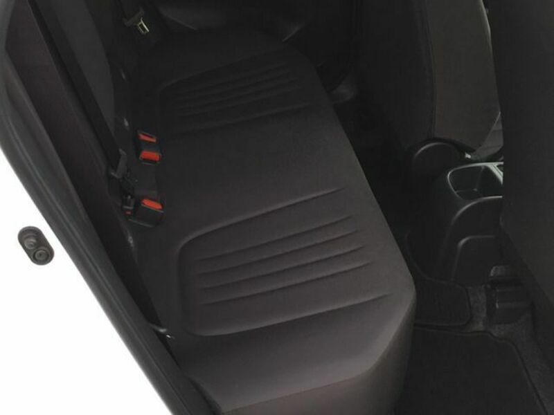 YARIS-11