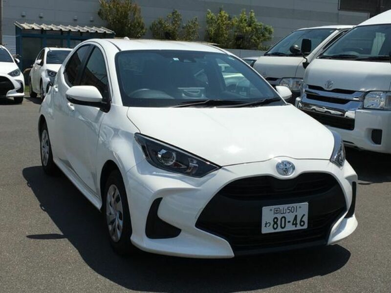 TOYOTA　YARIS