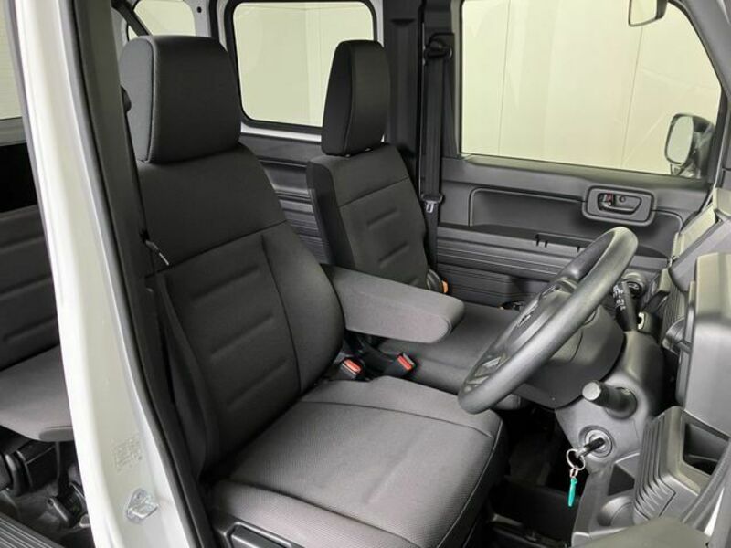 N-VAN