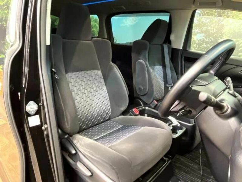 VELLFIRE-8