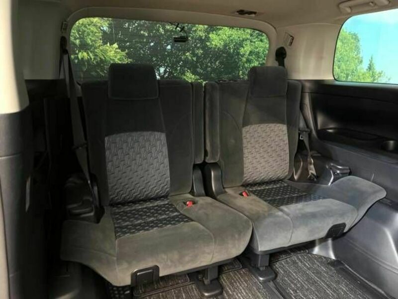 VELLFIRE-10