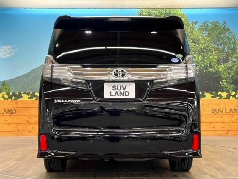 VELLFIRE-16