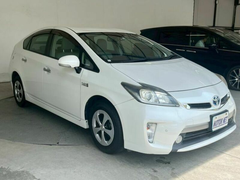 PRIUS PHV