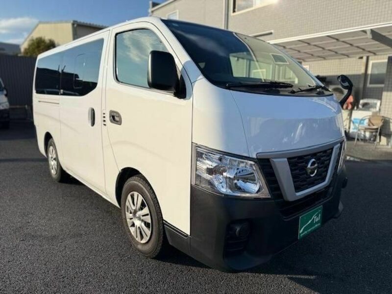 NV350 CARAVAN-12