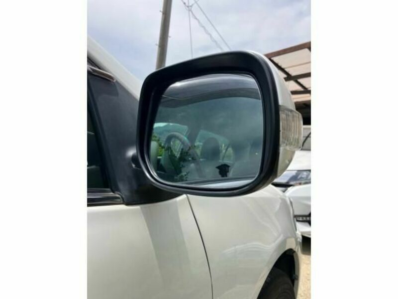 COROLLA AXIO