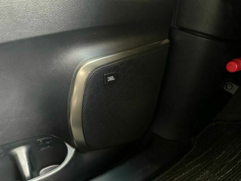 ALPHARD-8