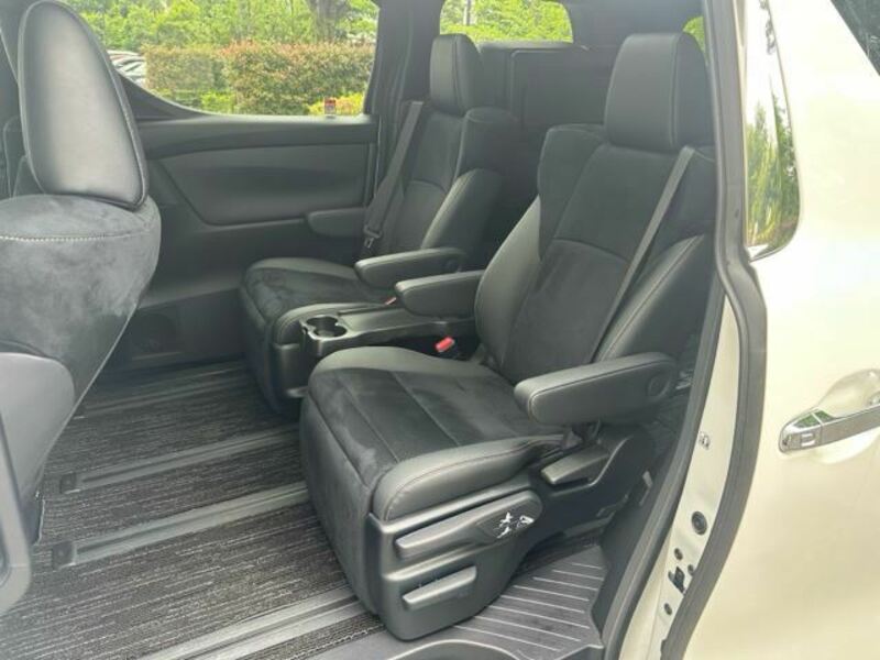 ALPHARD-23