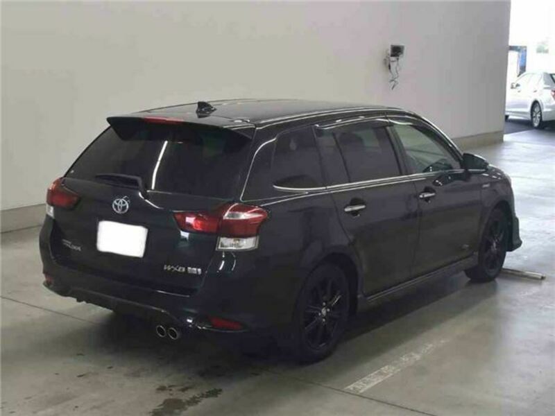 COROLLA FIELDER
