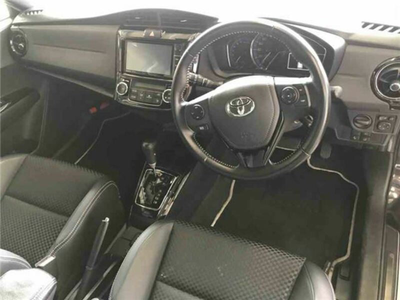 COROLLA FIELDER