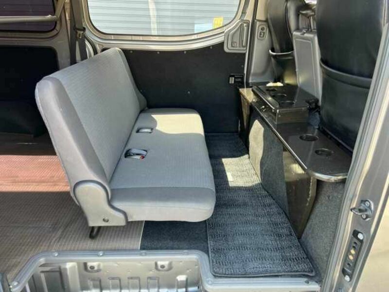 NV350 CARAVAN