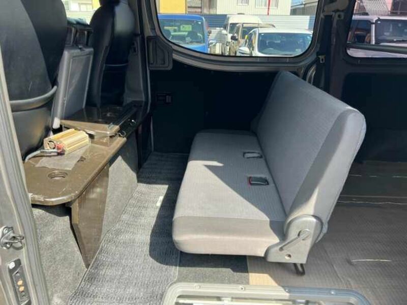 NV350 CARAVAN