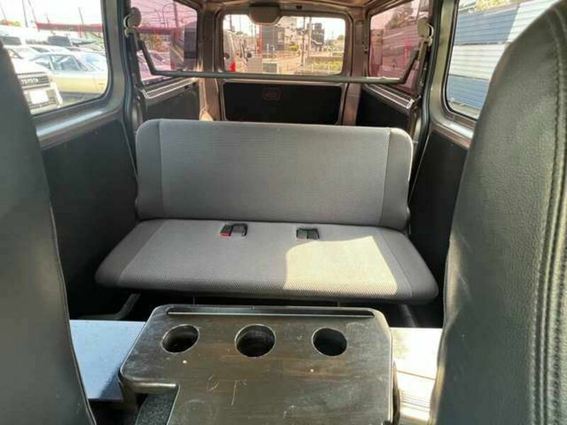 NV350 CARAVAN