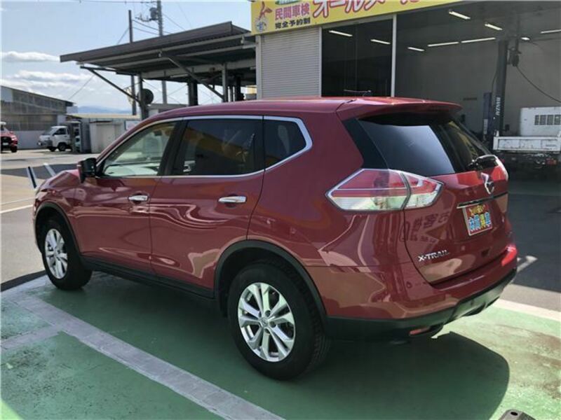X-TRAIL