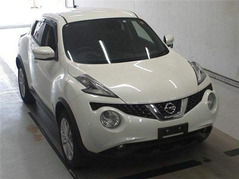 NISSAN　JUKE