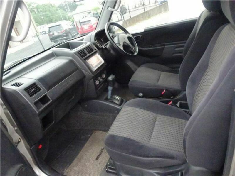 PAJERO MINI