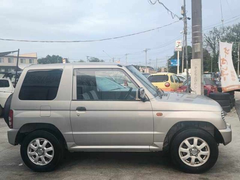PAJERO MINI