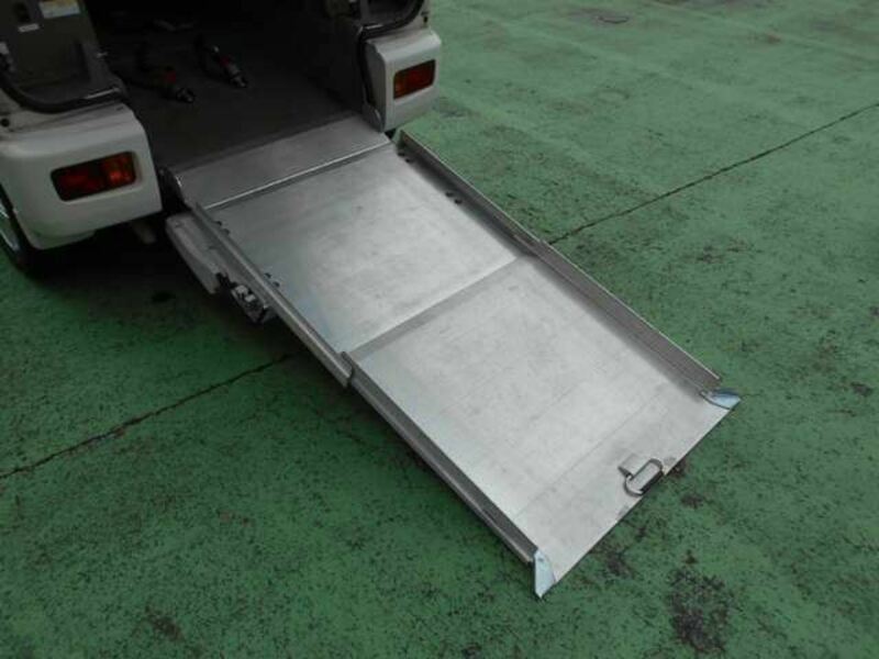 ATRAI WAGON