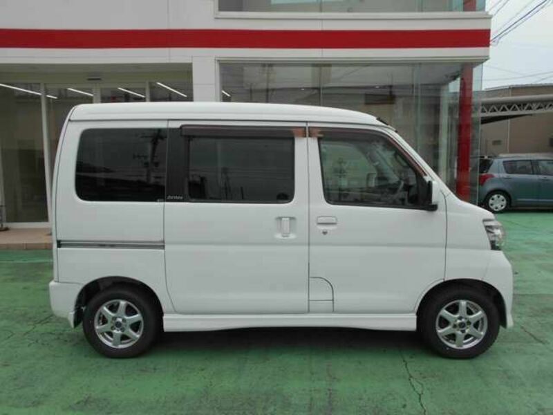 ATRAI WAGON