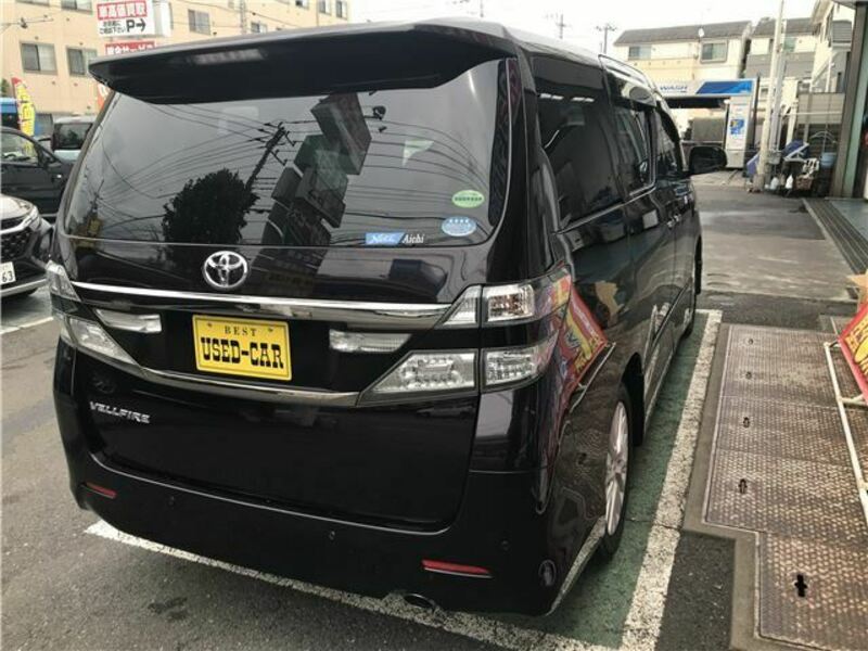 VELLFIRE-8