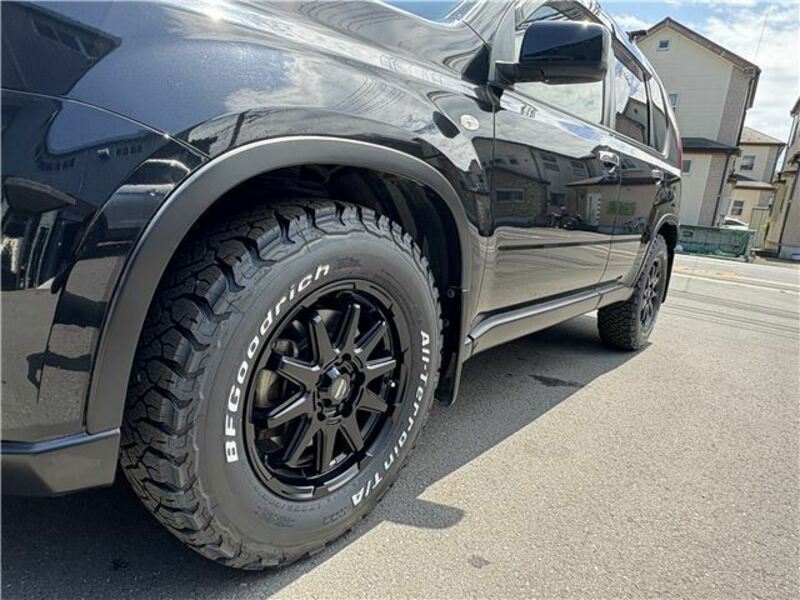 X-TRAIL