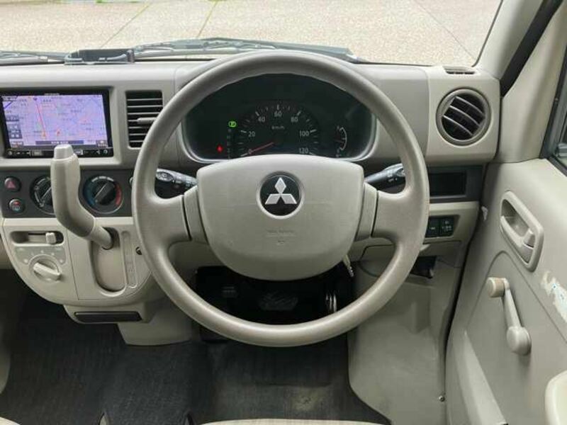 MINICAB VAN
