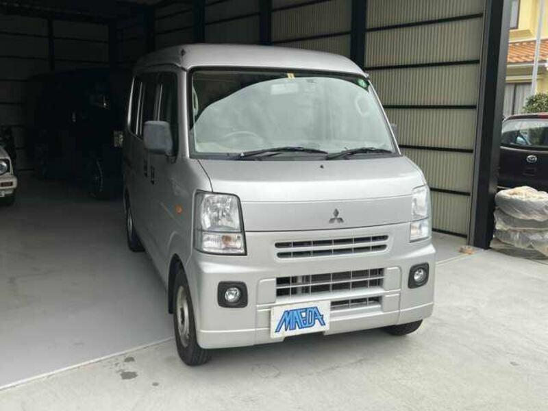 MINICAB VAN