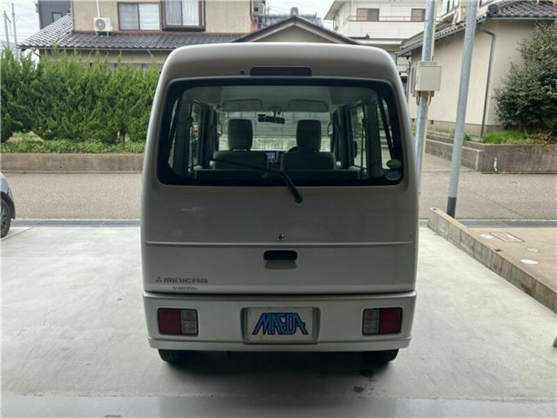 MINICAB VAN