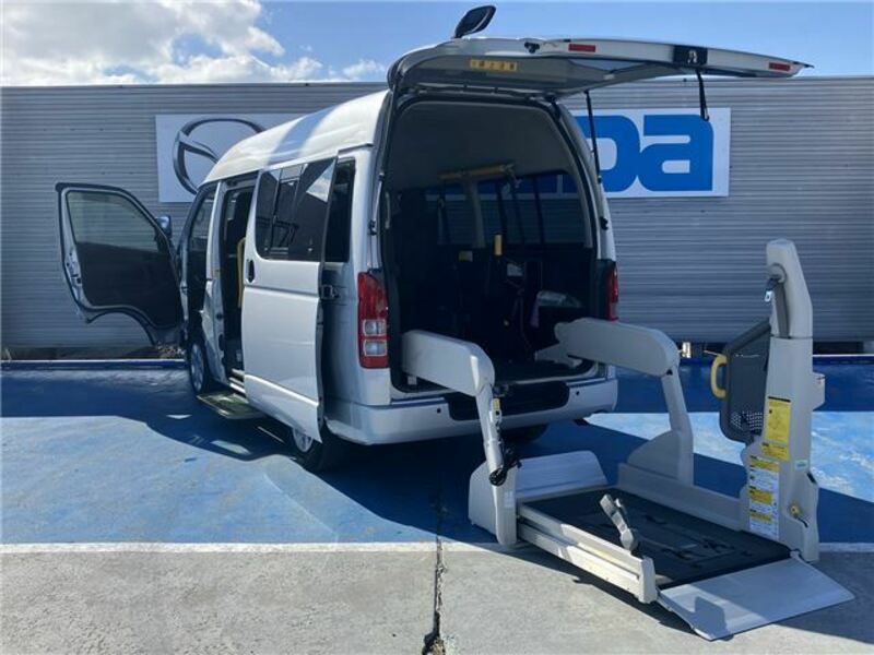 HIACE VAN