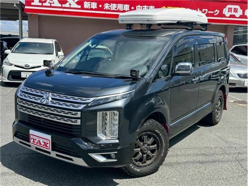 MITSUBISHI DELICA D5