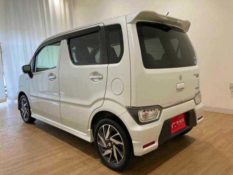 WAGON R-8