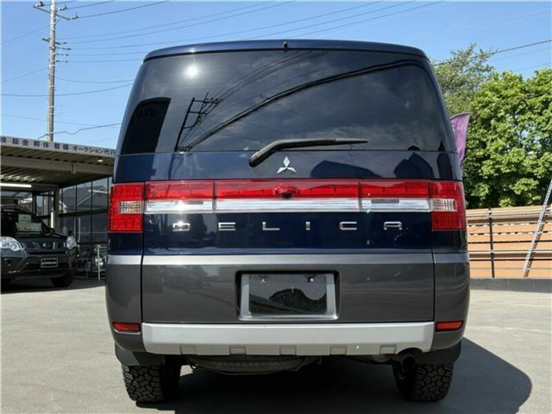 DELICA D5
