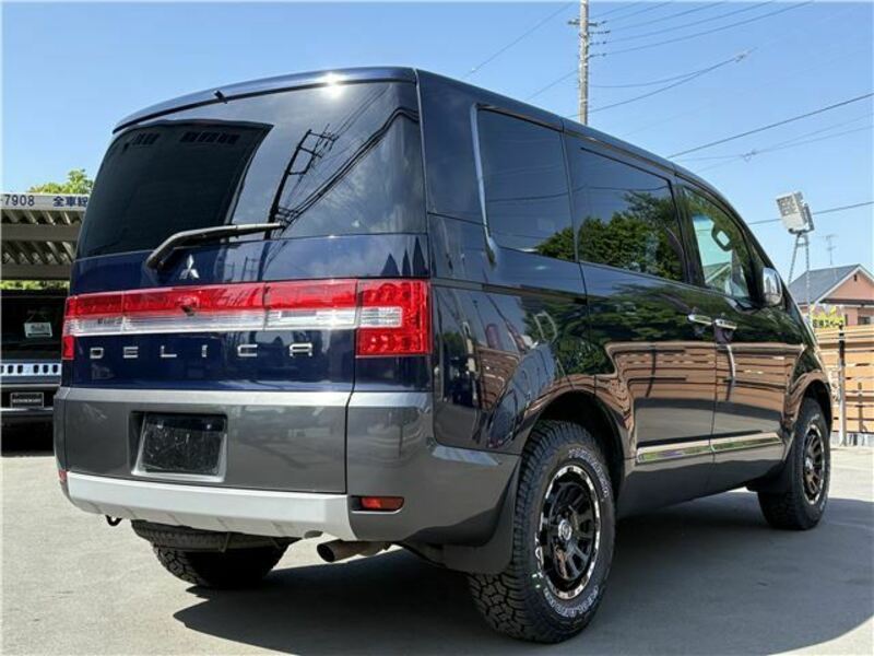 DELICA D5