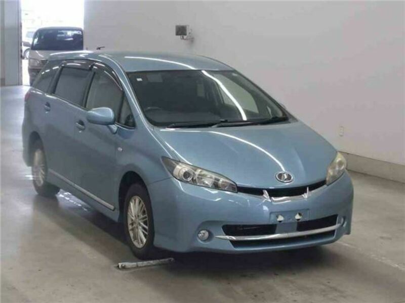 TOYOTA WISH