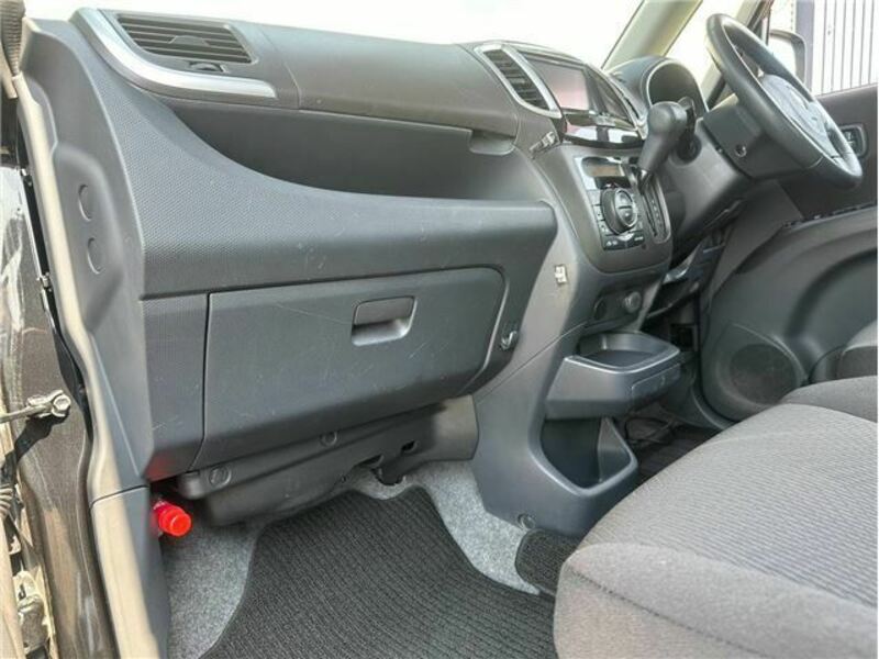 DELICA D2-28