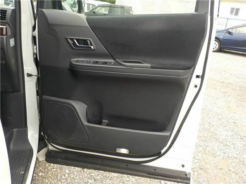 ALPHARD-43