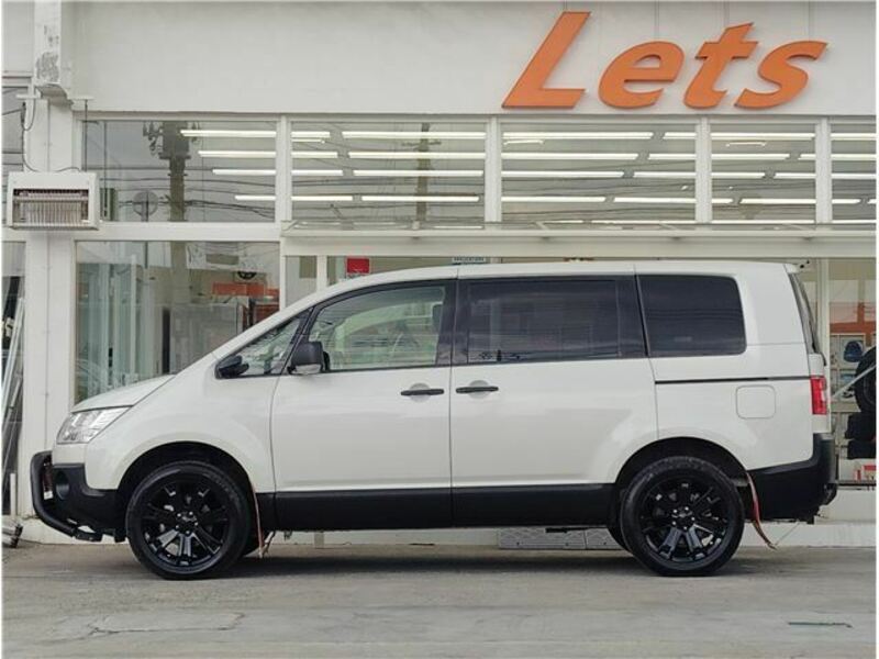 DELICA D5