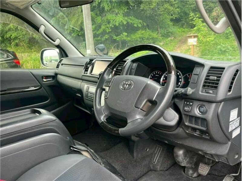 HIACE VAN-19